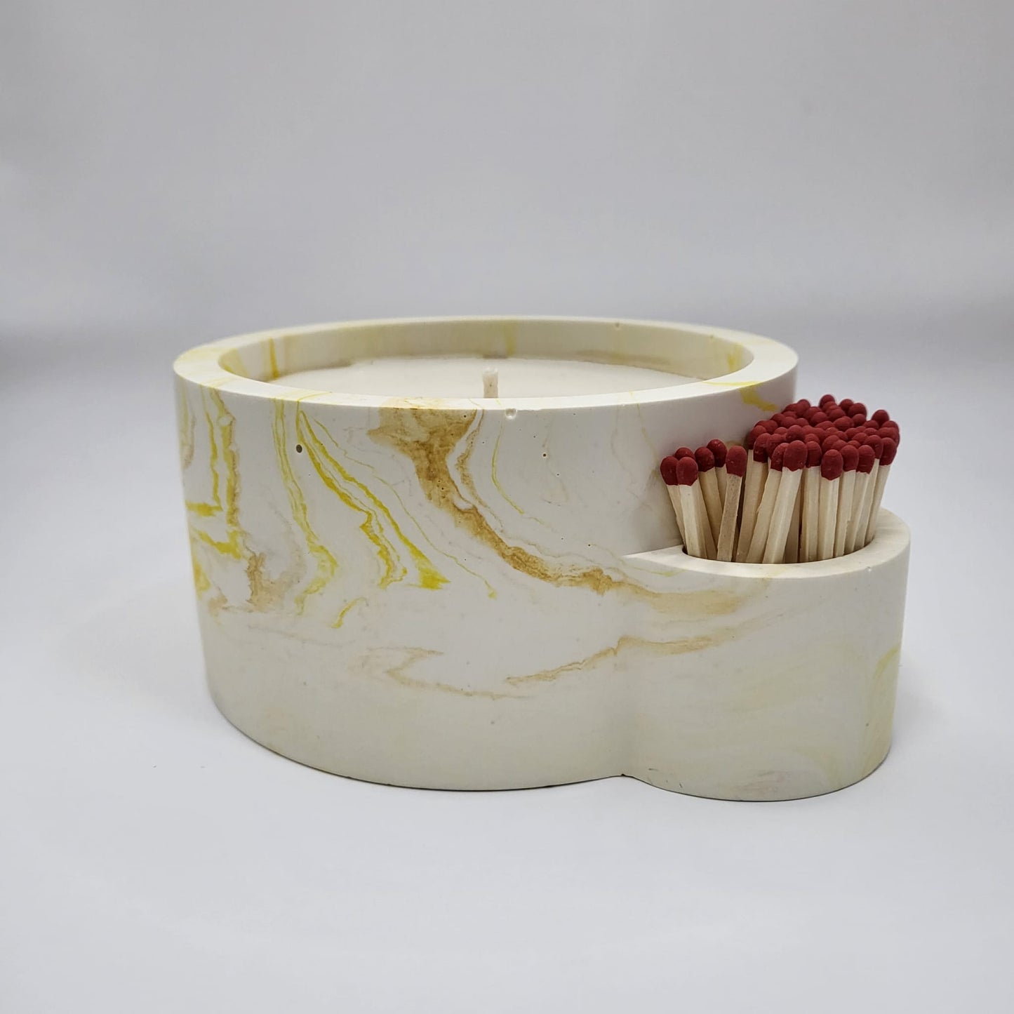 Jesmonite Candle with matches and strike